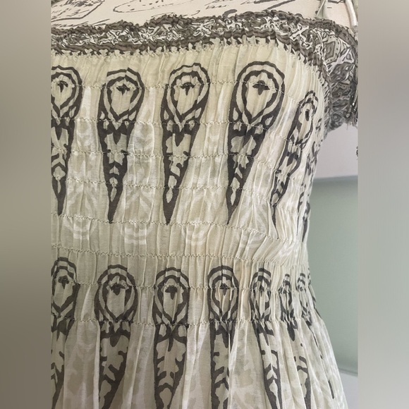 Florabella beautiful long dress size Small EUC - Picture 8 of 8